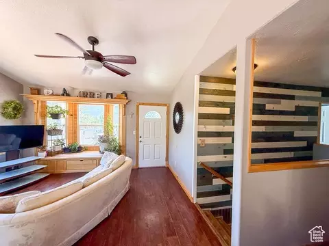 425 E Mule Deer Rd, Central, UT 84722 photo 6