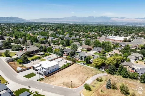 9942 S Altamont Dr E, Sandy, UT 84092 photo 9