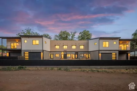 Exterior - 214 S 200 E #6, Moab, UT 84532 photo 6 of 10