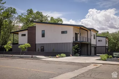Exterior - 214 S 200 E #6, Moab, UT 84532 photo 7 of 10