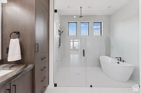 Bath - 2280 E Outlaw Rd #56, Hideout, UT 84036 photo 2 of 5