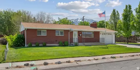 Exterior - 9203 S 220 E, Sandy, UT 84070 photo 2 of 6