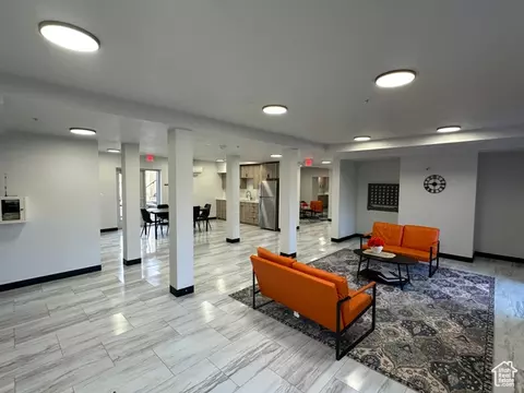 Living - 404 E 5600 S, Murray, UT 84107 photo 1 of 3