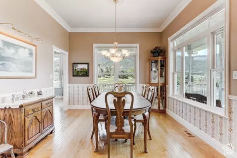 Dining - 30455 N 11000 E, Fairview, UT 84629 photo 1 of 2