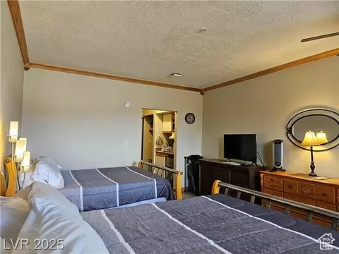 Bedroom - 223 Hunter Ridge Rd #E121, Brian Head, UT 84719 photo 3 of 9