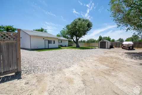 Exterior - 145 E Ctr, Lynndyl, UT 84640 photo 6 of 11