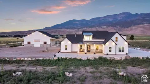 Exterior - 1952 N Sr 118, Monroe, UT 84754 photo 14 of 27