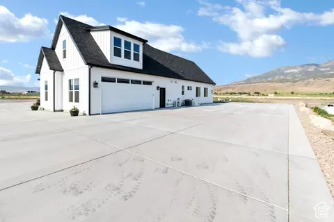 Exterior - 1952 N Sr 118, Monroe, UT 84754 photo 5 of 27