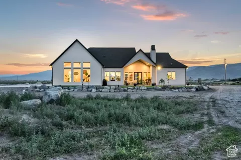 Exterior - 1952 N Sr 118, Monroe, UT 84754 photo 17 of 27