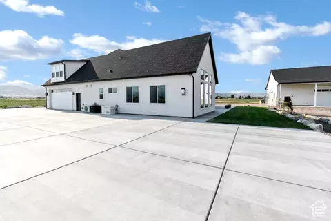 Exterior - 1952 N Sr 118, Monroe, UT 84754 photo 4 of 27