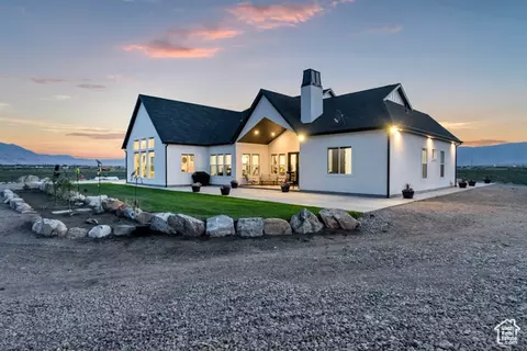 Exterior - 1952 N Sr 118, Monroe, UT 84754 photo 18 of 27