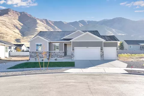8622 N Haloran Ct #1330, Lake Point, UT 84074