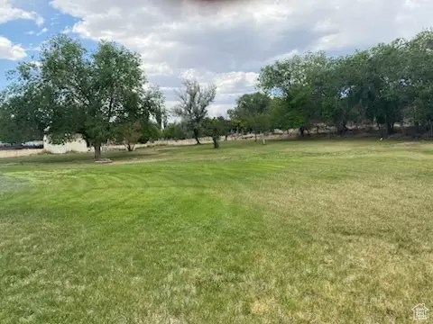 Exterior - 190 E 600 N, Ferron, UT 84523 photo 17 of 20