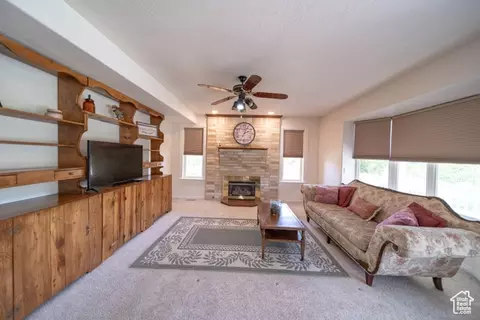 Living - 190 E 600 N, Ferron, UT 84523 photo 3 of 4