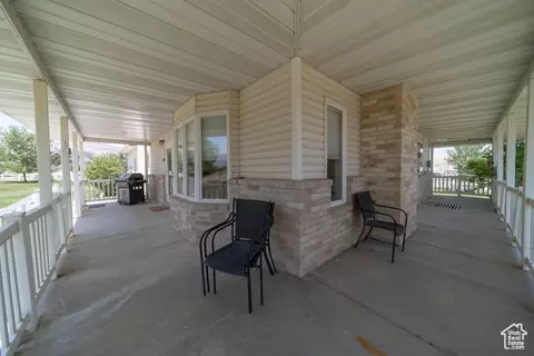 Exterior - 190 E 600 N, Ferron, UT 84523 photo 7 of 20