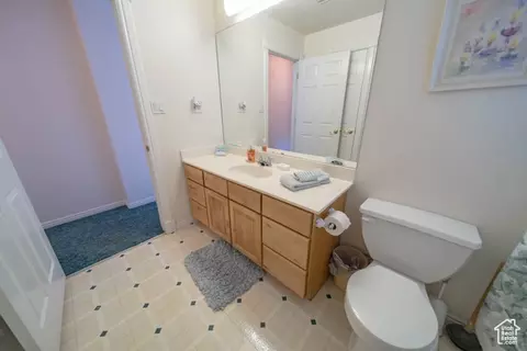 Bath - 190 E 600 N, Ferron, UT 84523 photo 6 of 7