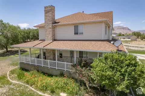 Exterior - 190 E 600 N, Ferron, UT 84523 photo 13 of 20