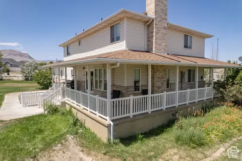 Exterior - 190 E 600 N, Ferron, UT 84523 photo 15 of 20