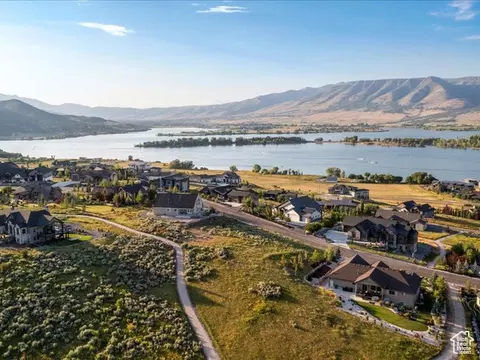 6321 E Hawks Ln #54, Huntsville, UT 84317
