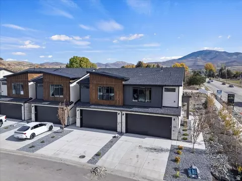 5824 N Jeeder Dr #70, Mountain Green, UT 84050