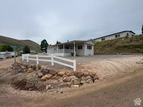 738 E Vanessa Ln #386, Garden City, UT 84028