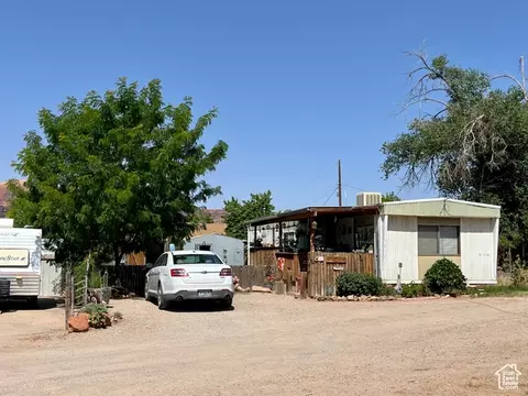 Exterior - 221 E 200 N, Moab, UT 84532 photo 7 of 18