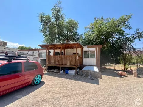 Exterior - 221 E 200 N, Moab, UT 84532 photo 13 of 18