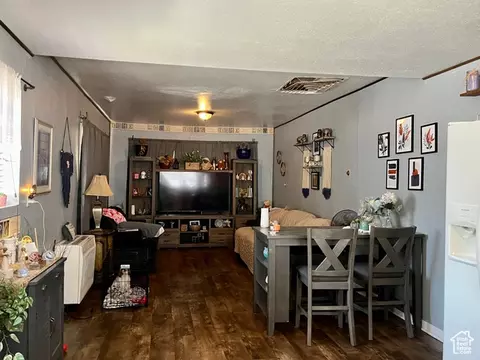 Living - 221 E 200 N, Moab, UT 84532 photo 1 of 2