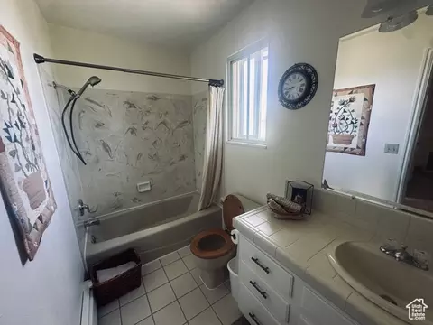 Bath - 55 S 775 E, Ferron, UT 84523 photo 2 of 3