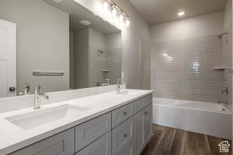 Bath - 1072 S 2760 E, Spanish Fork, UT 84660 photo 2 of 3