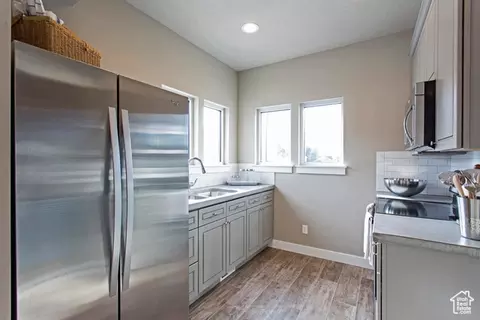Kitchen - 1072 S 2760 E, Spanish Fork, UT 84660 photo 3 of 3