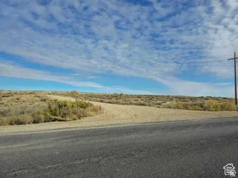 6813 W 7625 S, Myton, UT 84052