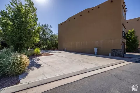 1261 N Main Rubicon Unit M-19 Trl, Moab, UT 84532 photo 10