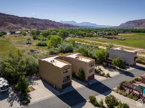 1261 N Main Rubicon Unit M-19 Trl, Moab, UT 84532 photo 7