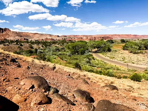 Undisclosed, Torrey, UT 84775 photo 12