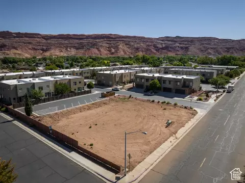 656 W 400 N, Moab, UT 84532 photo 3