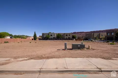 656 W 400 N, Moab, UT 84532 photo 8
