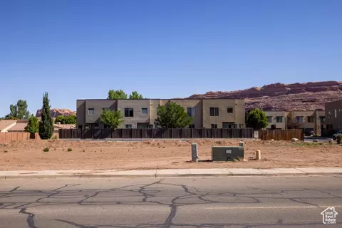 656 W 400 N, Moab, UT 84532 photo 7