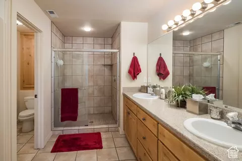 Bath - 3686 S Spanish Valley Dr #N-2, Moab, UT 84532 photo 1 of 2