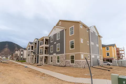 Exterior - 4655 S 720 W #I304, Mapleton, UT 84664 photo 1 of 2