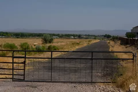 75 E 3000 N, Cedar City, UT 84721 photo 14