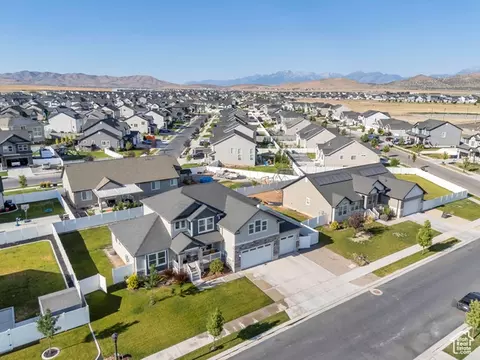 View/Area - 395 E Mt Ellen St, Eagle Mountain, UT 84005 photo 3 of 3