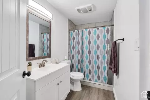Bath - 395 E Mt Ellen St, Eagle Mountain, UT 84005 photo 5 of 6