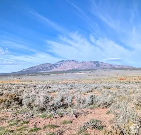 288 W Markle Rd, La Sal, UT 84530