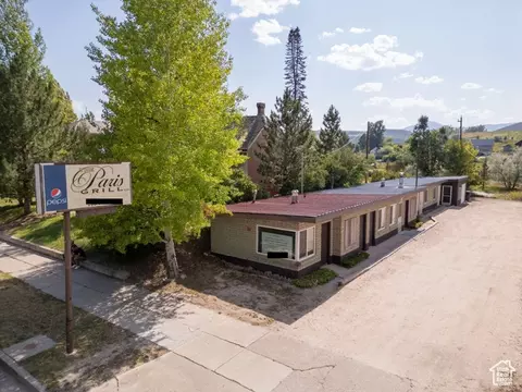 52 S Main St, Paris, ID 83261