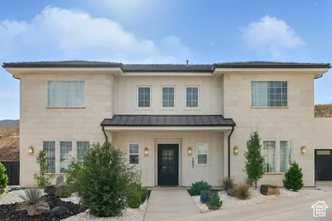 1951 W Cedar Breaks Dr W, Hurricane, UT 84737