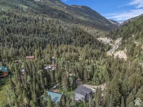 9281 E Fox Haven Ln, Brighton, UT 84121 photo 9
