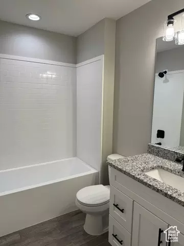 Bath - 185 E 700 N #17, Ephraim, UT 84627 photo 1 of 2