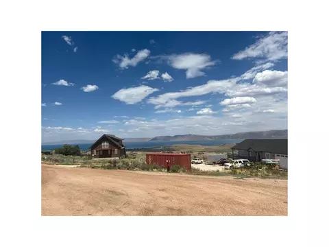 3331 S Snowshoe Cir #33, Garden City, UT 84028