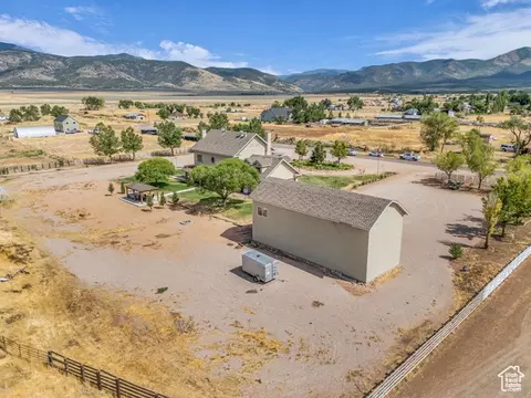 View/Area - 135 E 200 N, Kanosh, UT 84637 photo 4 of 9